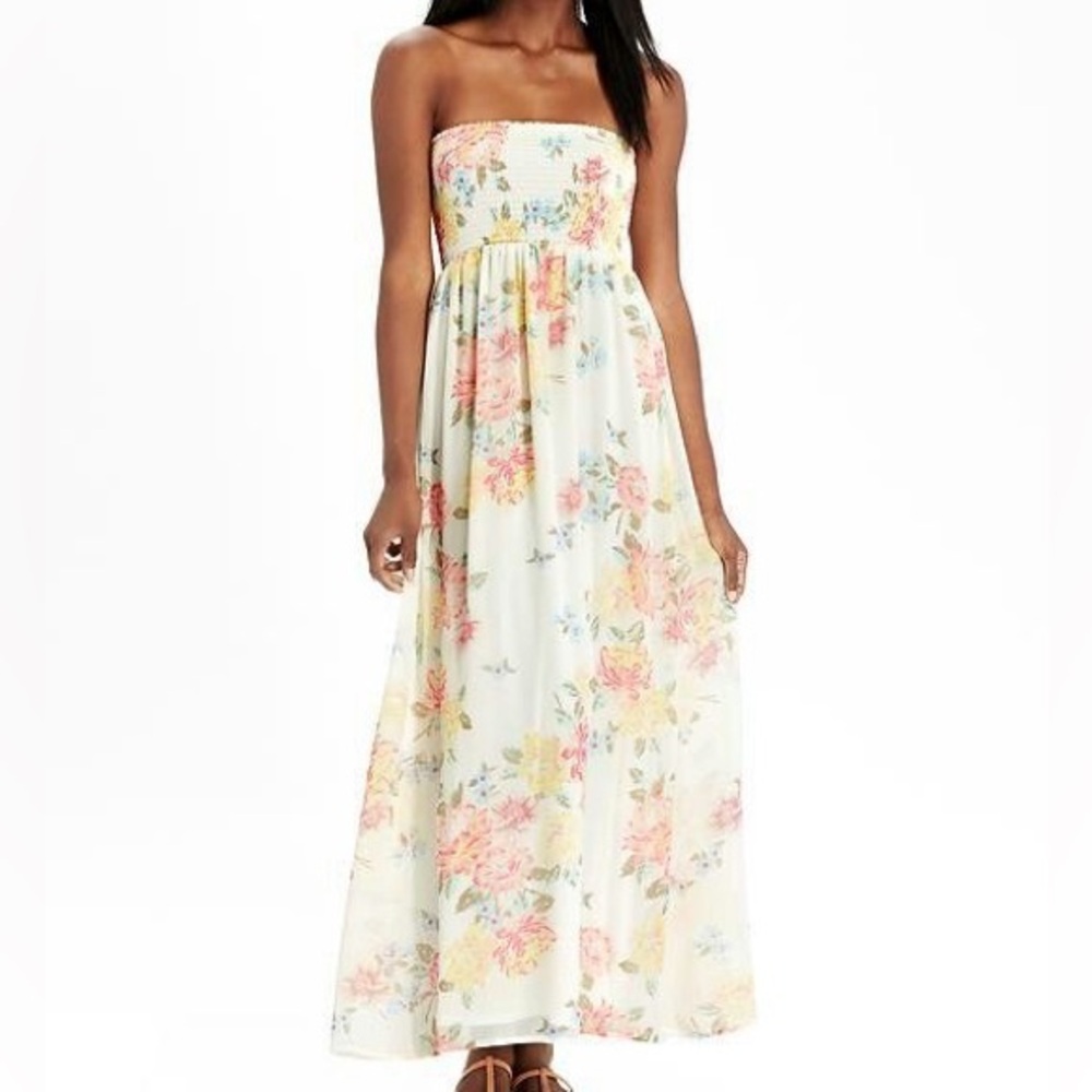 Old Navy Floral Smocked Dress